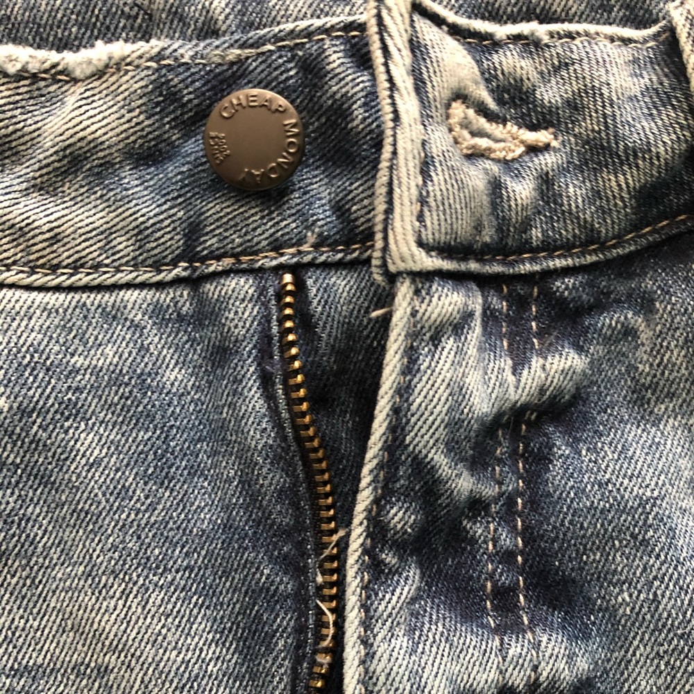 Jeans - Picture 2 of 7
